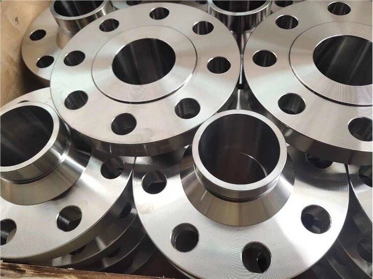 Mặt bích hàn cổ bằng thép không gỉ