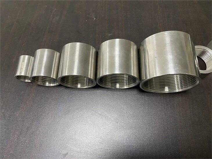 Ổ cắm ren Bspt bằng thép không gỉ