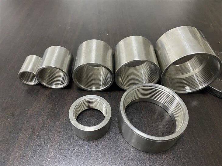 Ổ cắm ren Bspt bằng thép không gỉ